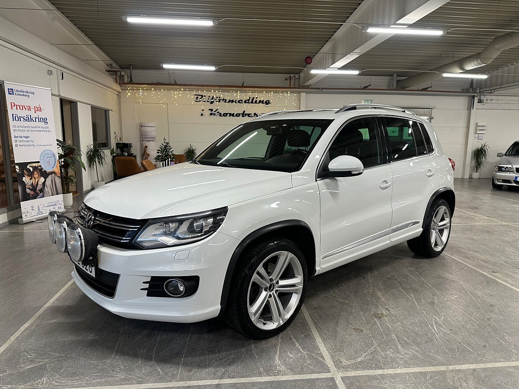 Volkswagen Tiguan 2.0 TDI 4M R-Line Värmare Panorama Drag