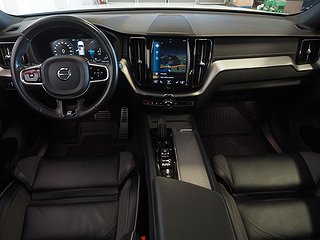 SUV Volvo XC60 15 av 24