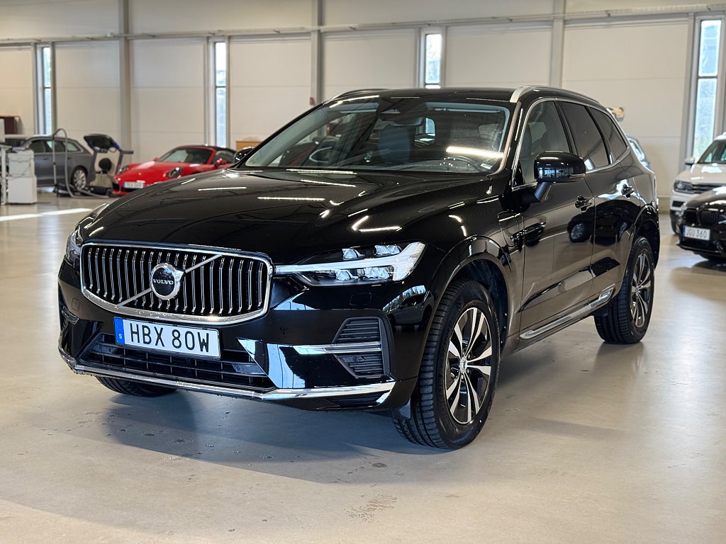Volvo XC60 Recharge T6 AWD AUT DRAG PANO VOC MOMS FACELIFT
