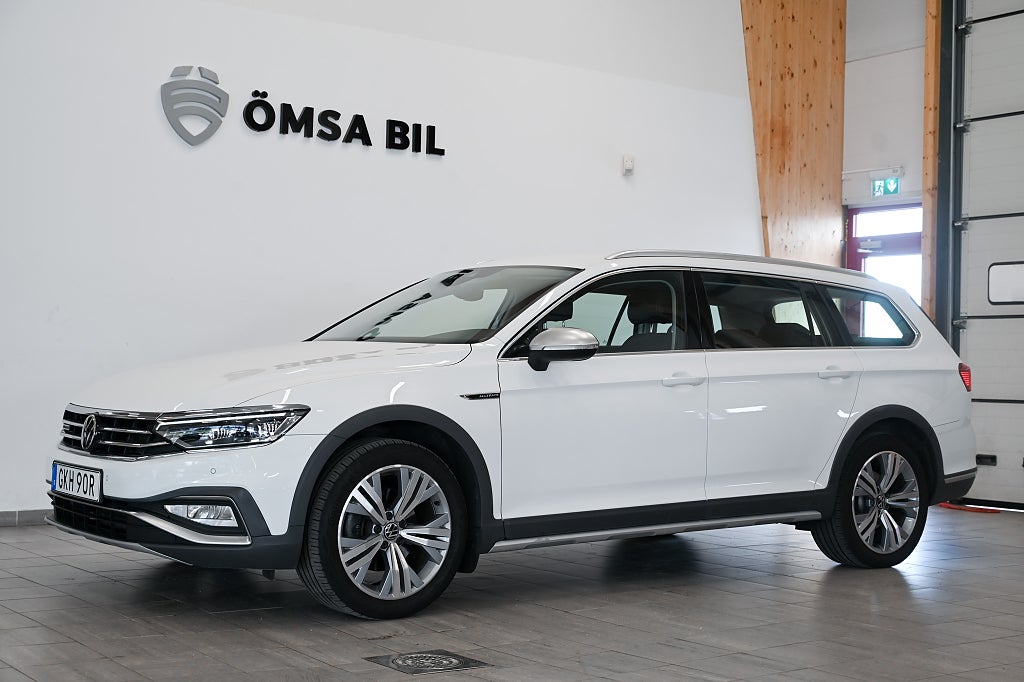 Volkswagen Passat Alltrack 2.0 TDI Executive Massage Cockpit 200hk 