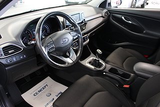 Halvkombi Hyundai i30 8 av 16