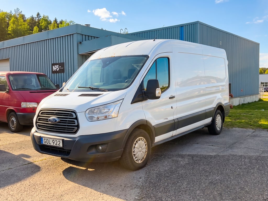 Ford transit 350 2.2 TDCi - Tågvikt 5 325kg 