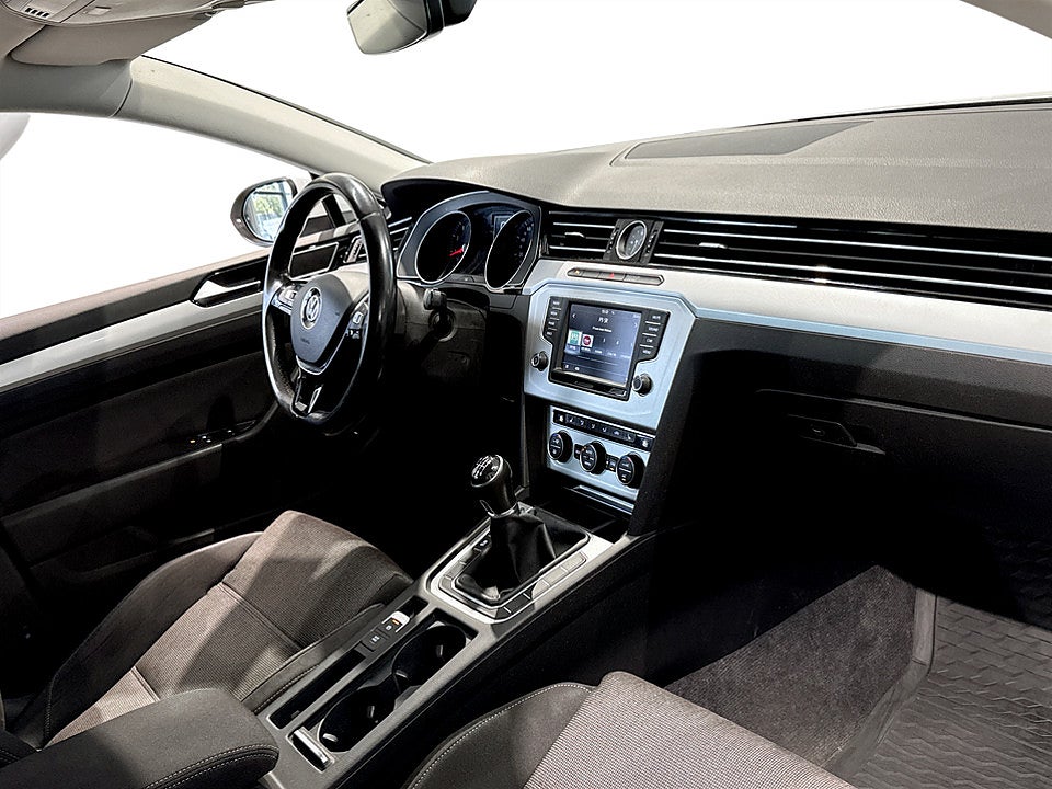 Bild på Volkswagen Passat Base Sportscombi 1.4 TSI 150hk BACKKAMERA