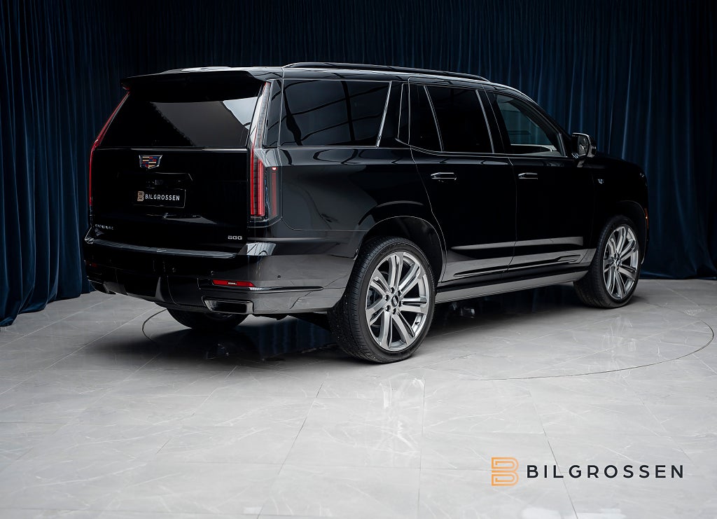 Cadillac Escalade 6.2 V8 4WD Platinum Sport Exclusive Seats 24" MY26