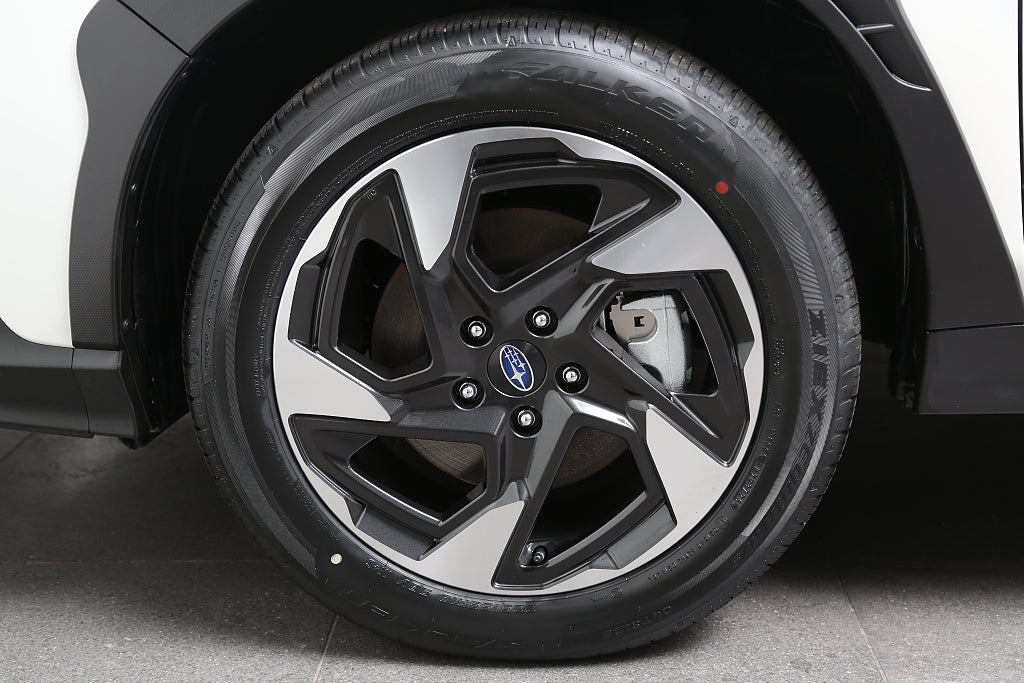 Subaru Crosstrek Limited|Dragkrok & Vinterhjul Sommarkampanj* - I Lager 2025