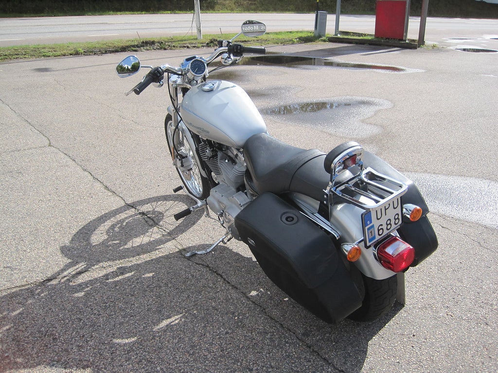 Harley-Davidson Xl883c 2004 - miniatyr 3