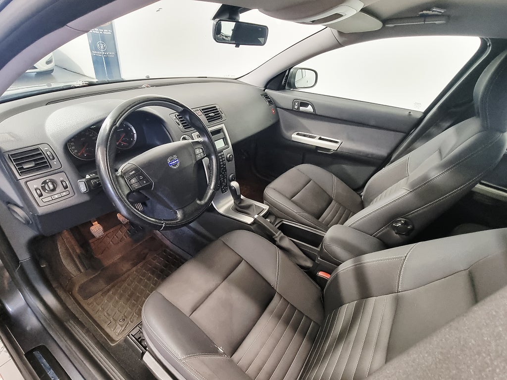 Volvo V50 1.8 Flexifuel 125ch - Chaine neuve - Disque & plaquettes neufs - Sièges chauffants