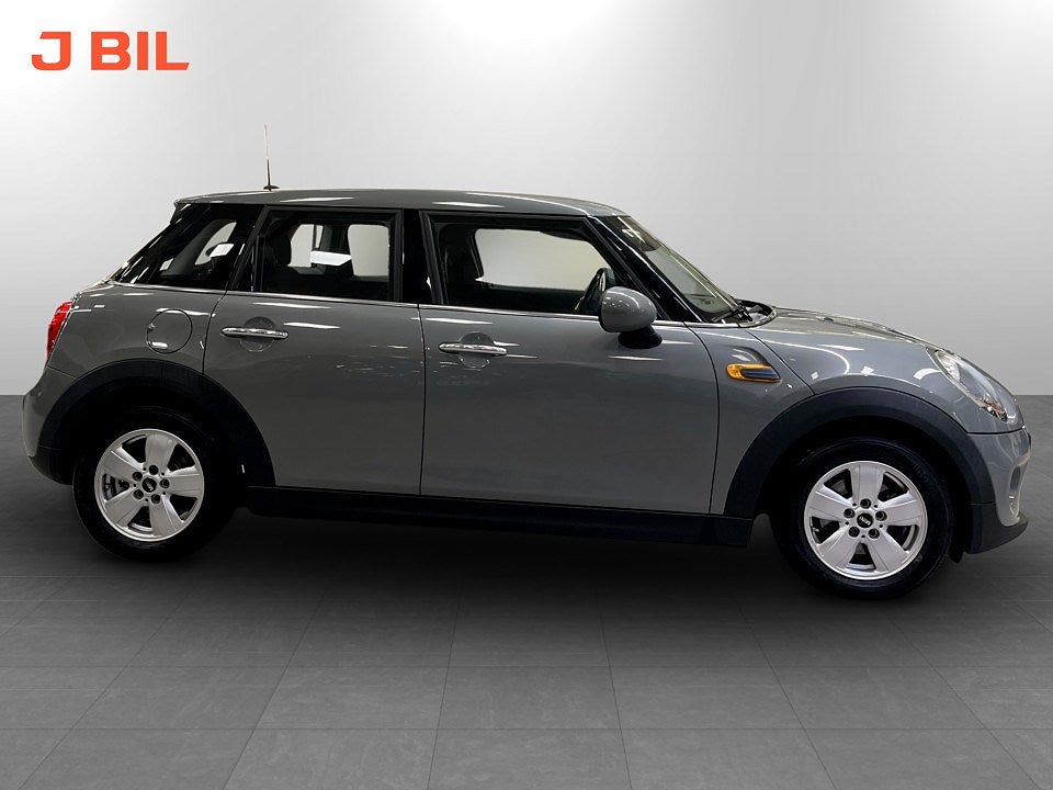 Bild på MINI One Pepper 5-dörrars - BLUETOOTH