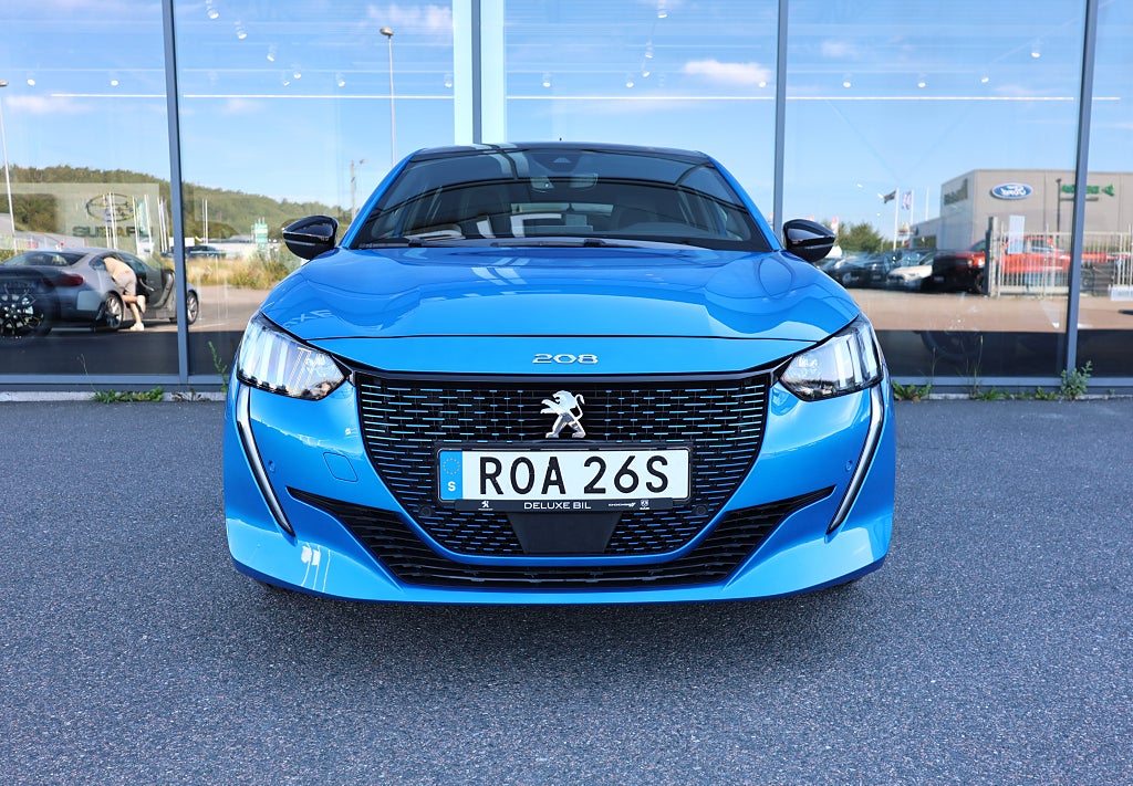 Peugeot E-208 GT Pack 50kWh 136hk Panoramaglastak Nyservad