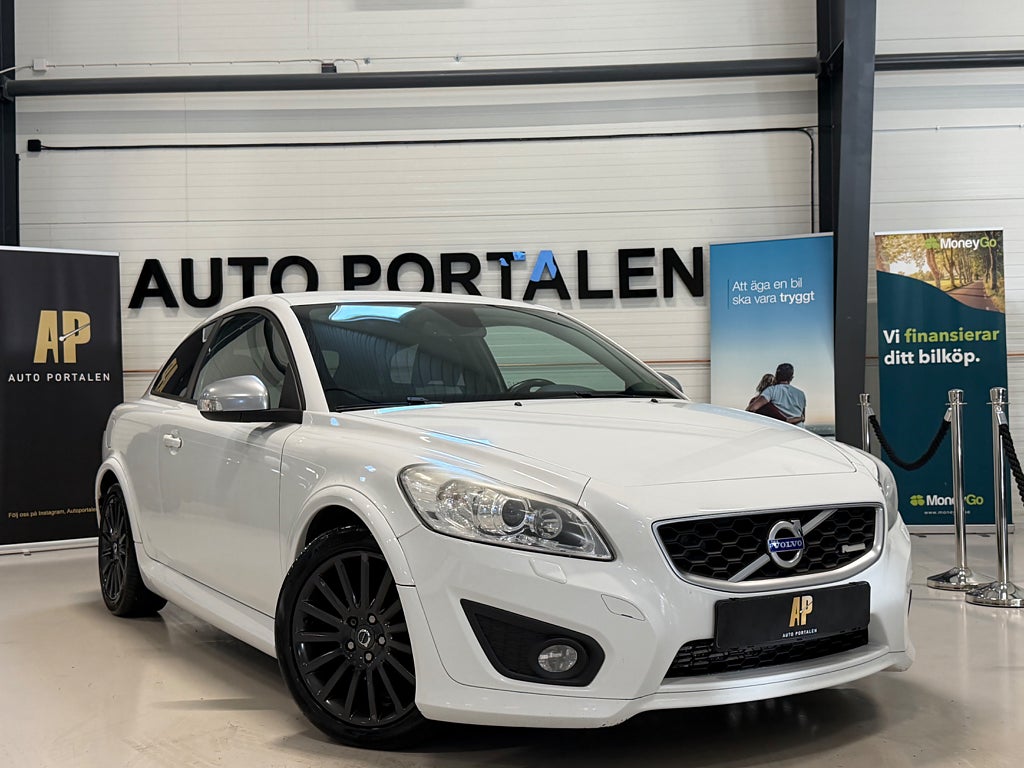 Volvo C30 D2 Momentum, R-Design | Värmare | PDC | Ny servad*