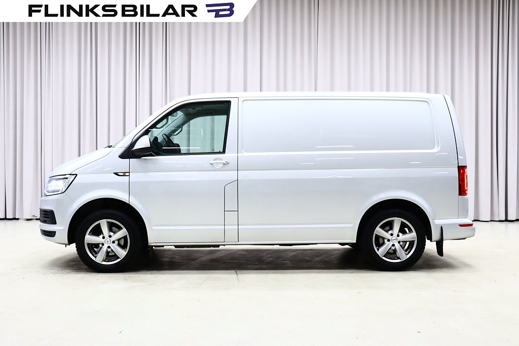 Volkswagen Transporter DSG 150HK LED|Dubbelgolv|Momsbil