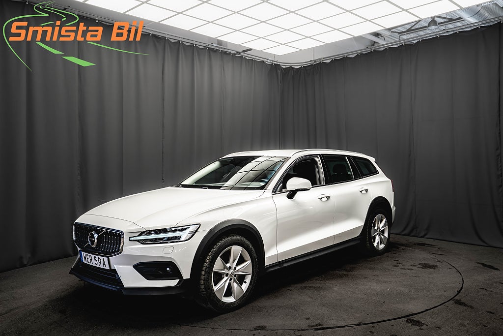 Volvo V60 Cross Country T5 AWD DRAG KAMERA D-VÄRM BLIS CARPLAY 250hk