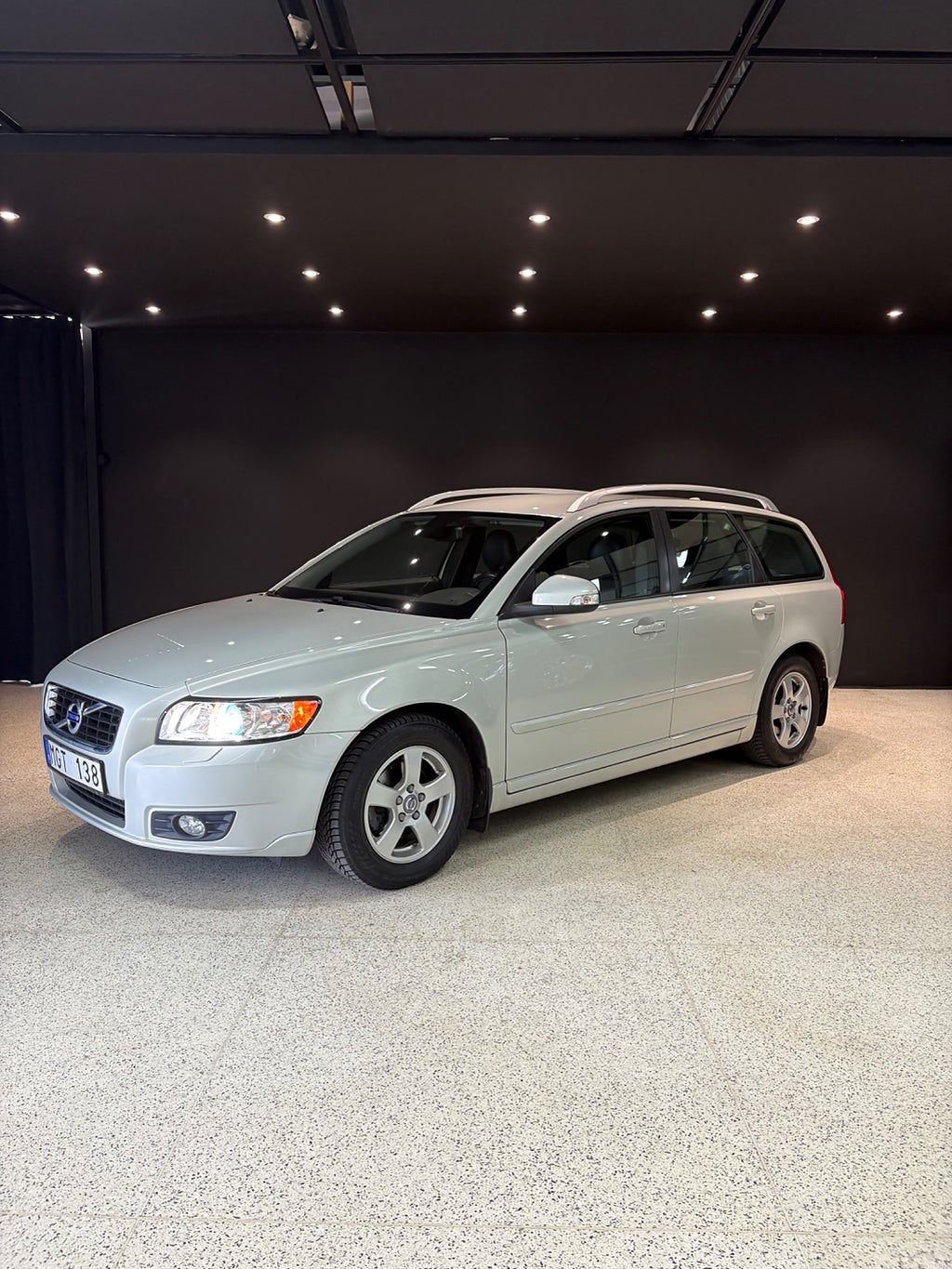 Volvo V50 D2 Momentum 2 Ägare Skinn Klädsel Låg milare