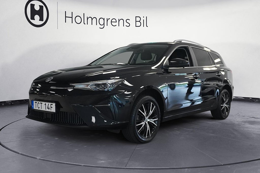 MG 5 LR Lux 61kWh CarPlay Elstol 360kam