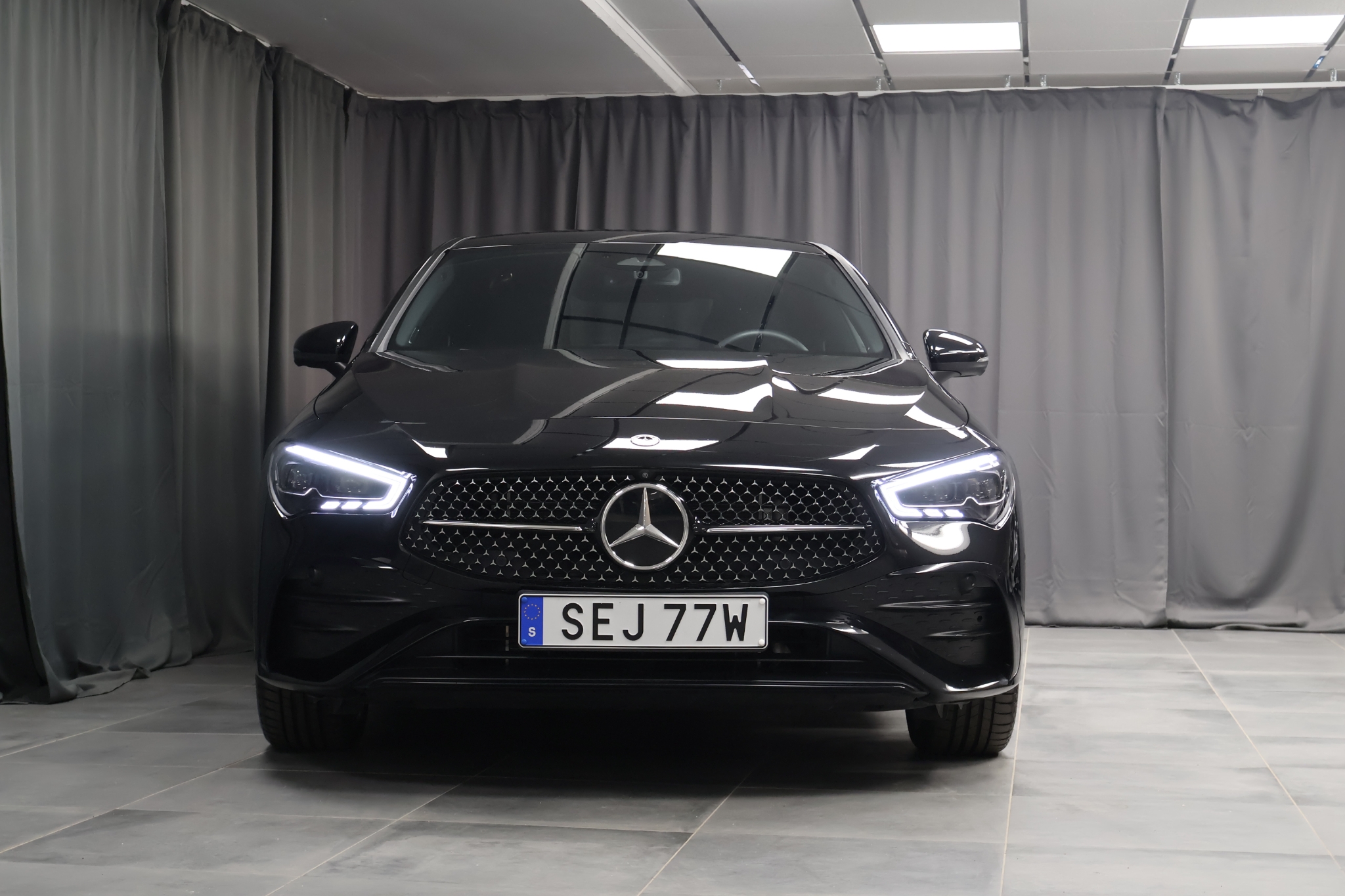 Mercedes-Benz CLA 250 e AMG Line Prem 2026, bild 3/41