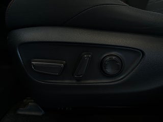 Toyota RAV4 Plug-in Hybrid E-CVT Active S&V-hjul Backkamera Carplay – bild 17