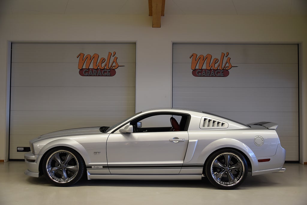 Ford Mustang GT V8 4.6L 5vxl manuell bil i riktigt fint skick!!