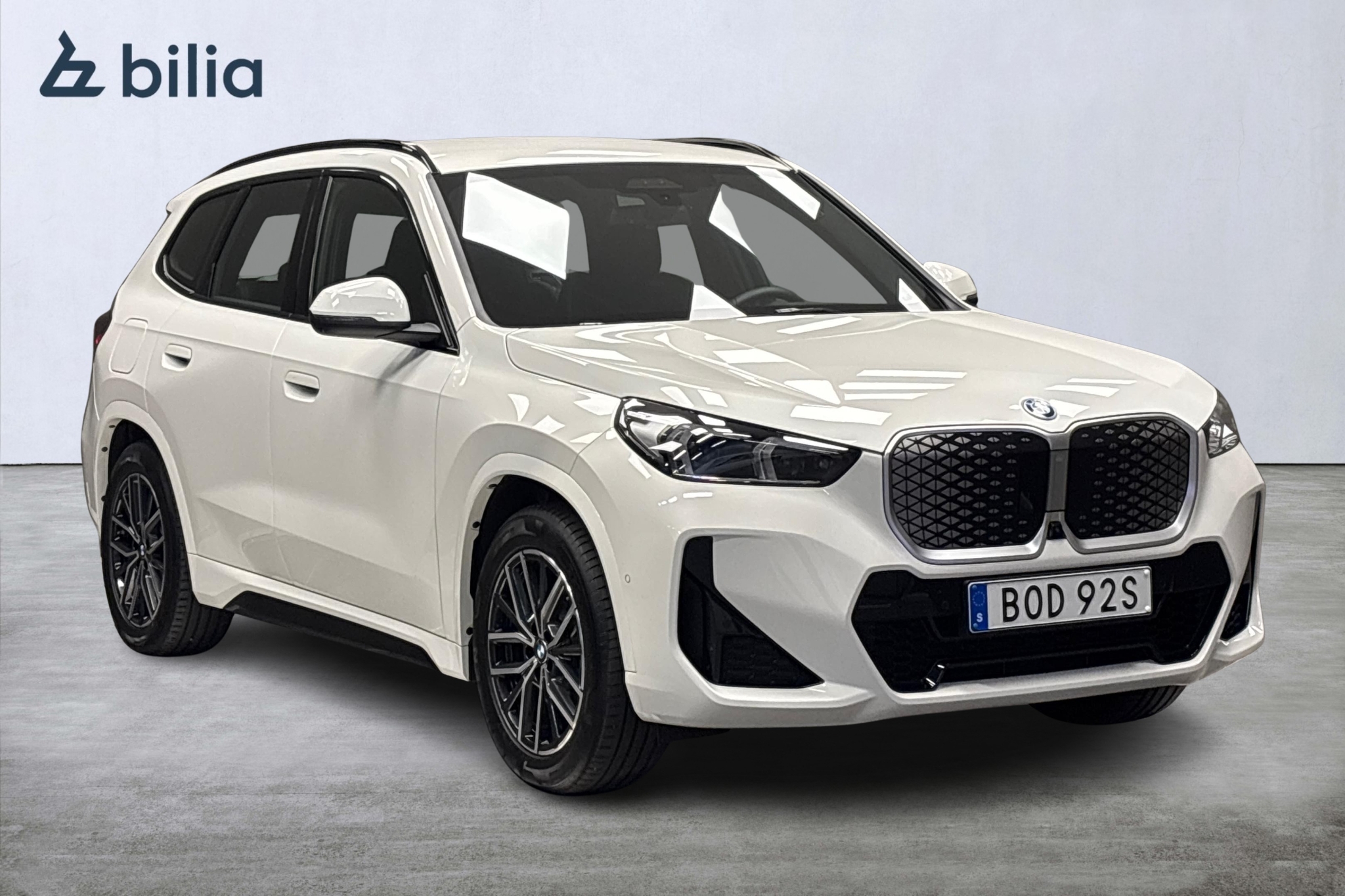 BMW iX1