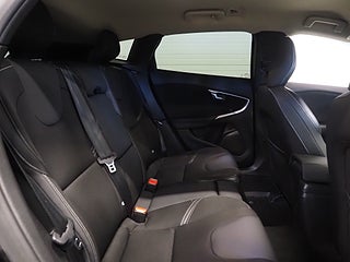 Halvkombi Volvo V40 18 av 20