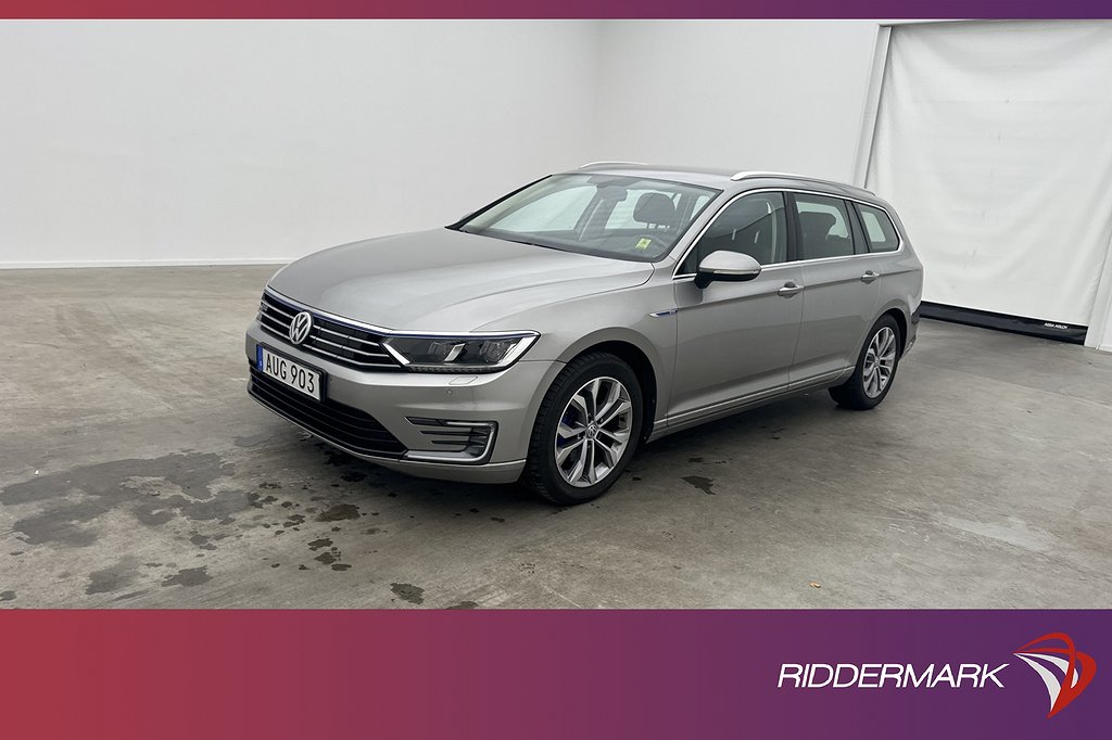 Volkswagen Passat GTE 218hk Executive Värmare Kamera Drag