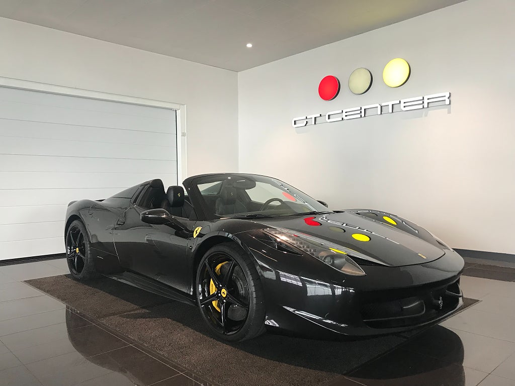Ferrari 458 Spider Kolfiber Lift Titanium Sportavgas 570hk