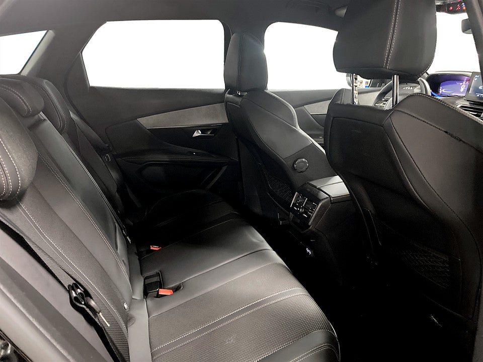 Bild på Peugeot 3008 GT 1.2 PT 130hk Aut B-KAMERA CARPLAY