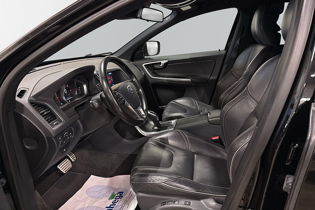 Volvo XC60 D4 AWD Automat R-Design VOC Kamera Drag