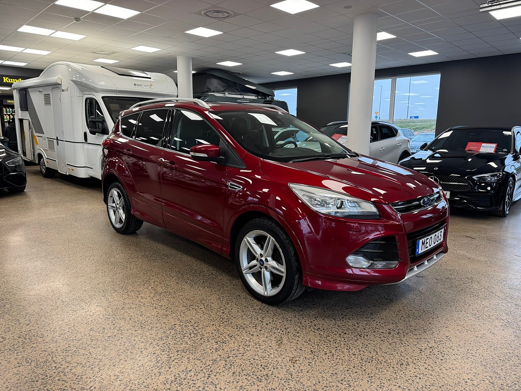 Ford Kuga 2.0 TDCi AWD Titanium X E / Panorama / Adaptiv / Drag