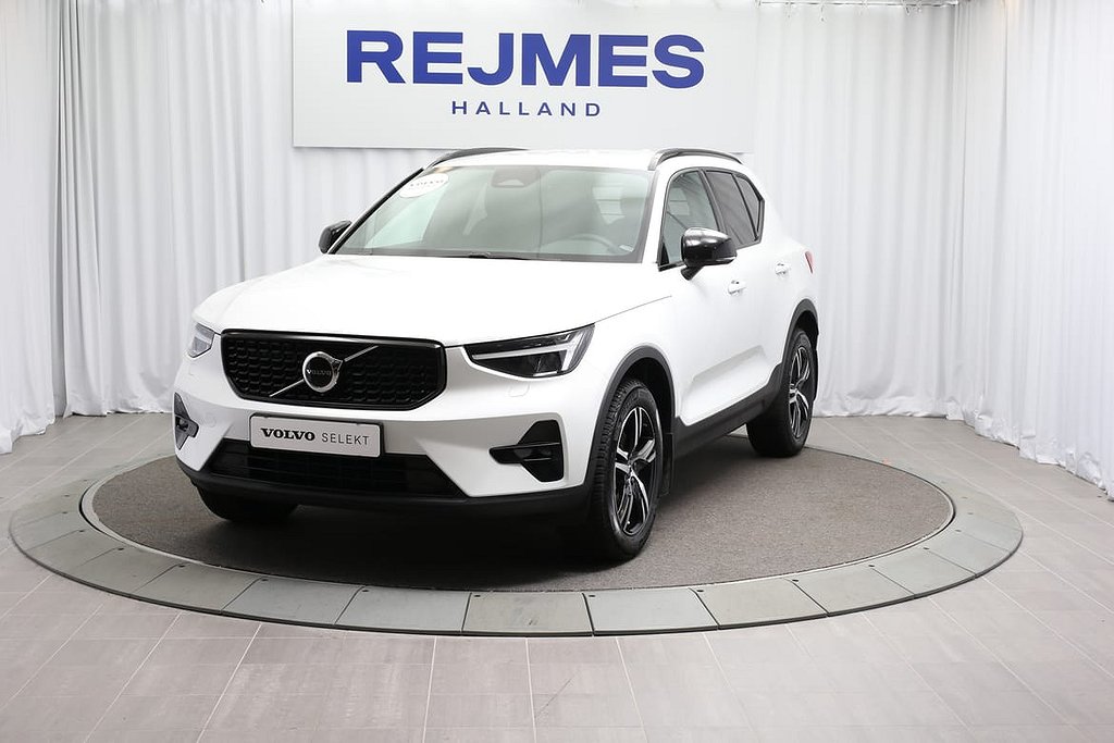 Volvo XC40 B4 FWD Bensin Plus Dark