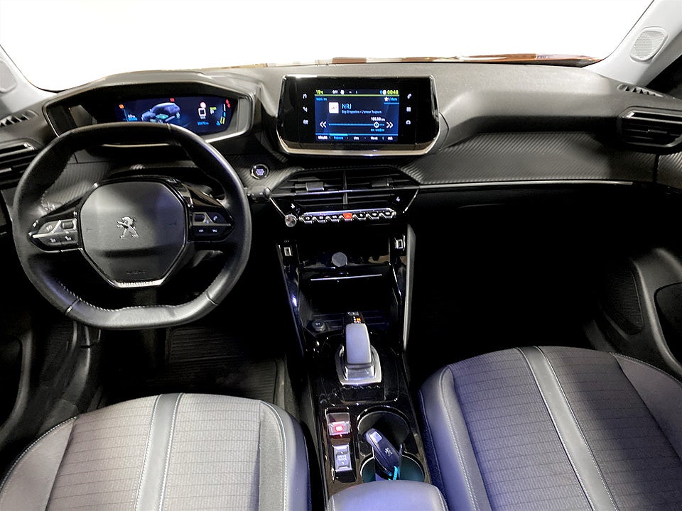 Bild på Peugeot E-2008 Allure Pack 50kWh 136hk Aut - B-KAMERA, CARPLAY