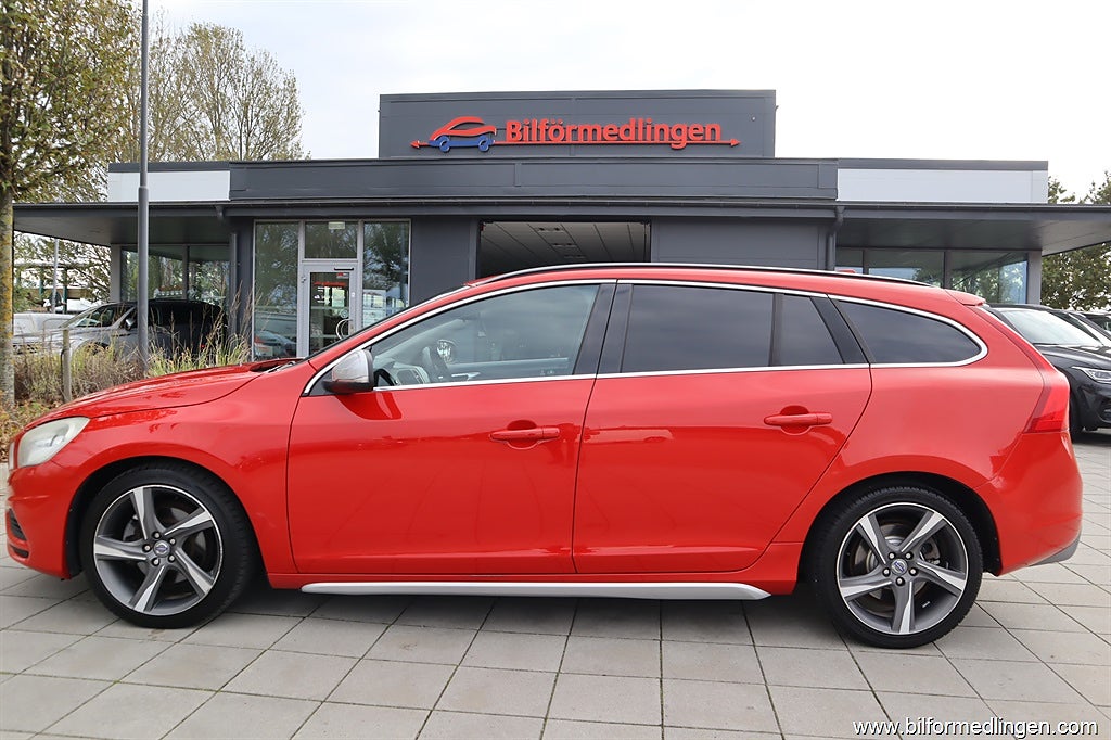 Volvo V60 T5 240hk R-Design Automat Svensksåld