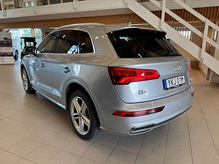 SUV Audi Q5 8 av 16