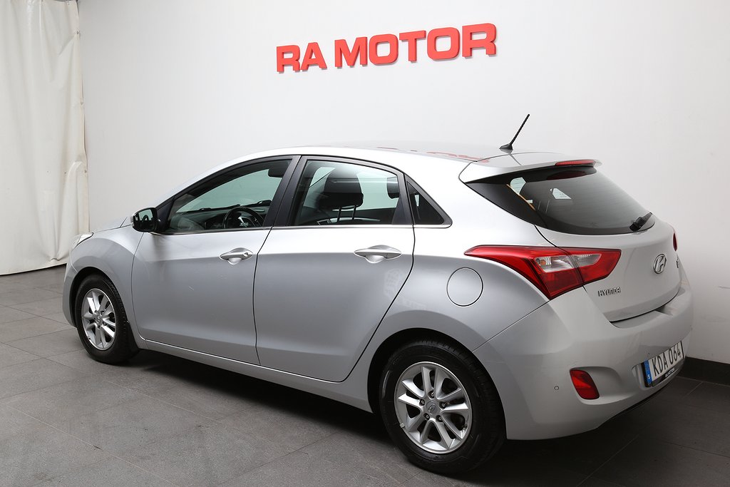 Hyundai i30 1,6 CRDi 110hk Comfort Eco 5D Bluetooth P-sensor 2016