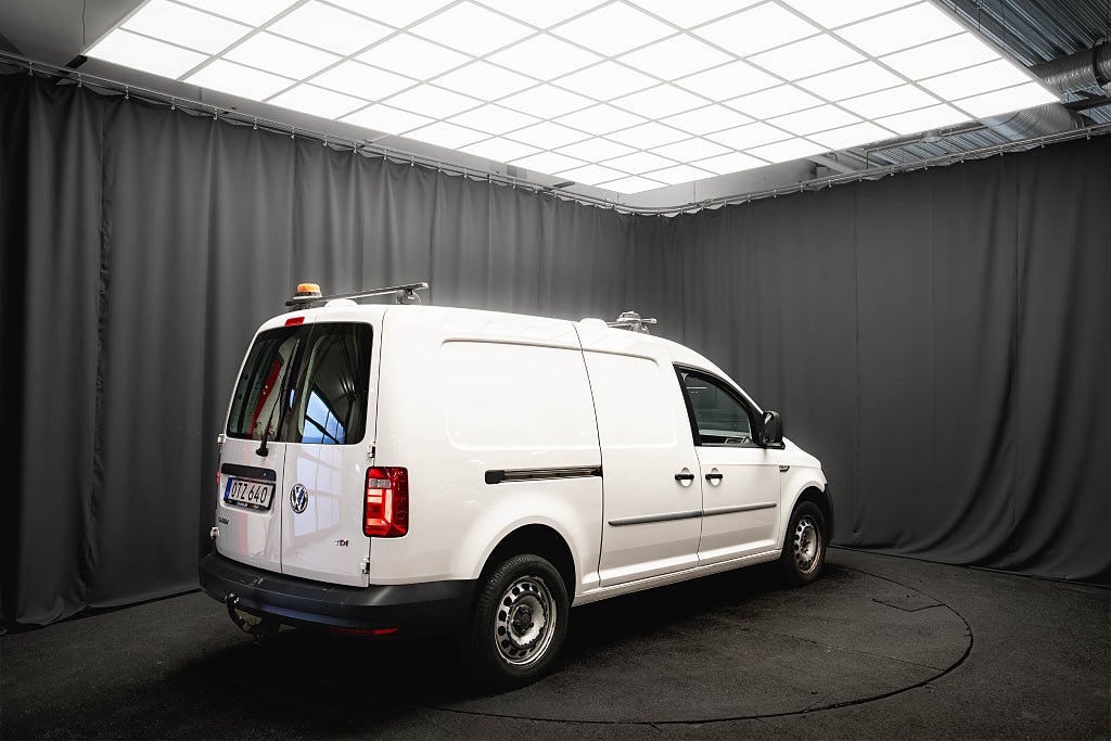 Volkswagen Caddy Maxi TDI 150HK LÅNG L2 D-VÄRMARE DRAG PDC MOMS