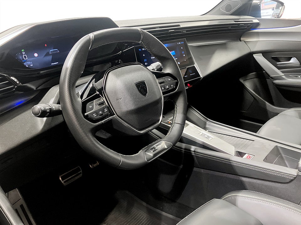 Bild på Peugeot 308 5D GT 1.2 PT 130hk Aut 360-KAMERA ELSTOL