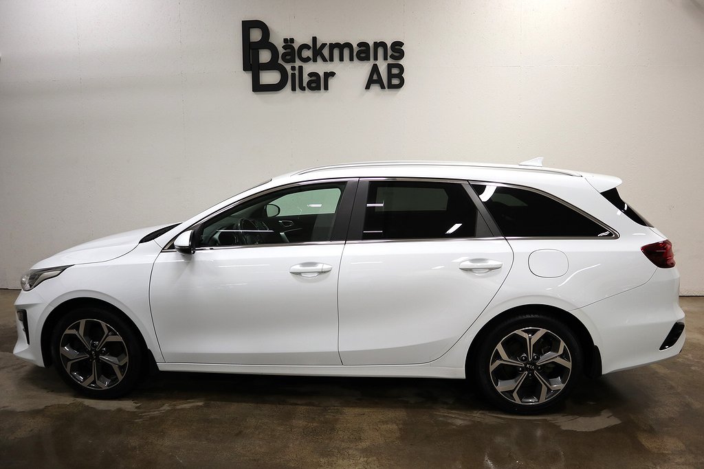 Kia CEED Sportswagon 1.0 T-GDI 120 hk Kamera Apple Nyservad 