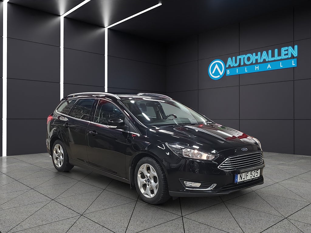 Ford Focus 1.0 EcoBoost Titanium 1 ÅRS GARANTI 0% RÄNTA 36 Mån