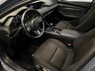 Mazda 3 2.0 M Hybrid Navi Carplay Kamera P-sensorer S&V-däck