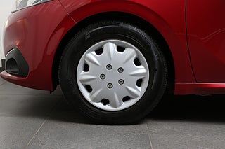 Halvkombi Peugeot 208 7 av 22