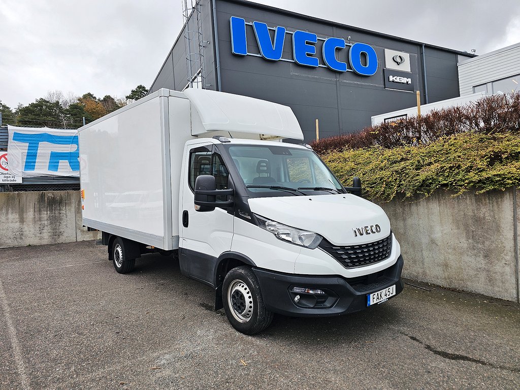 Iveco Daily Skåp Lift 2.3 JTD Hi-Matic Värmare Moms 1990/mån