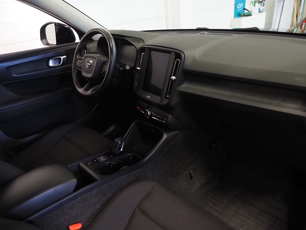 Volvo XC40 T3 Geartronic 163hk Backkamera Farthållare Lane Assist 2020
