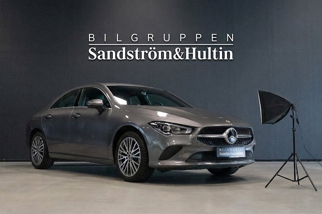 Mercedes-Benz CLA 250 e Coupé / Navi / Drag / Widescreen / 1 brukare