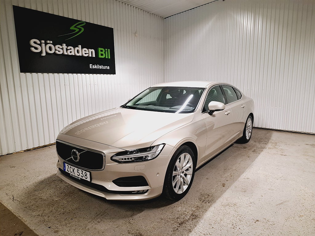 Volvo S90 D4 AWD Momentum *Ny Kamrem Drag Värmare Navi BLIS 4,95%