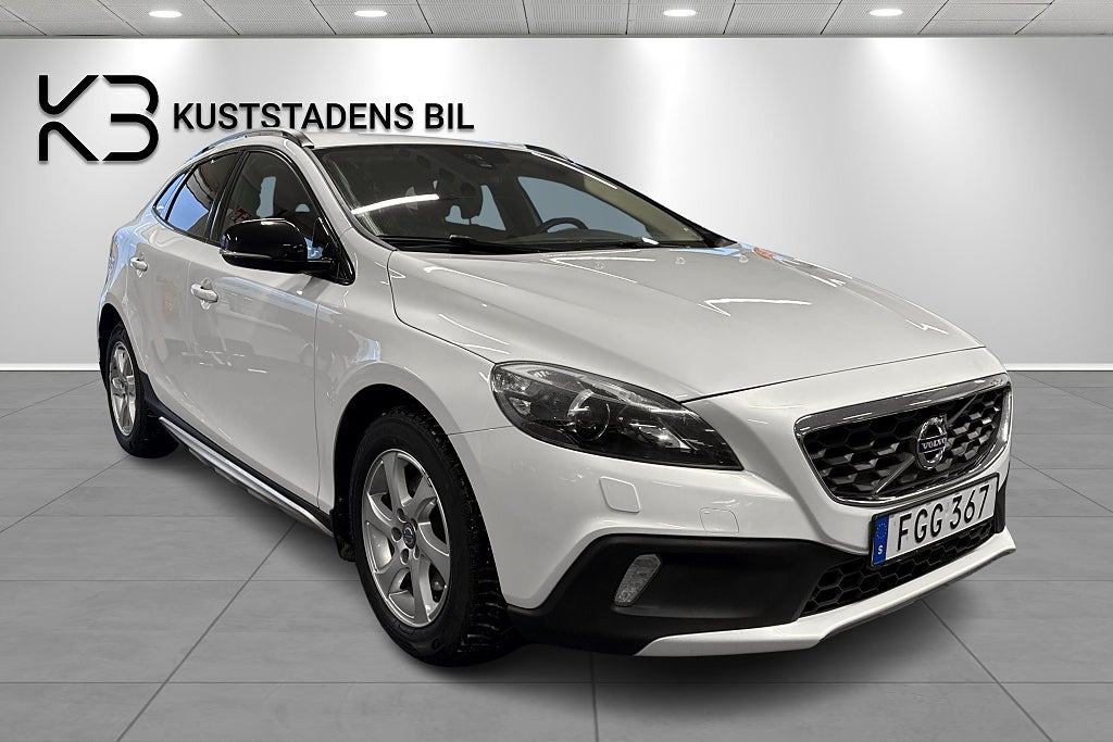 Volvo V40 Cross Country D2 Momentum Värmare SoV-däck