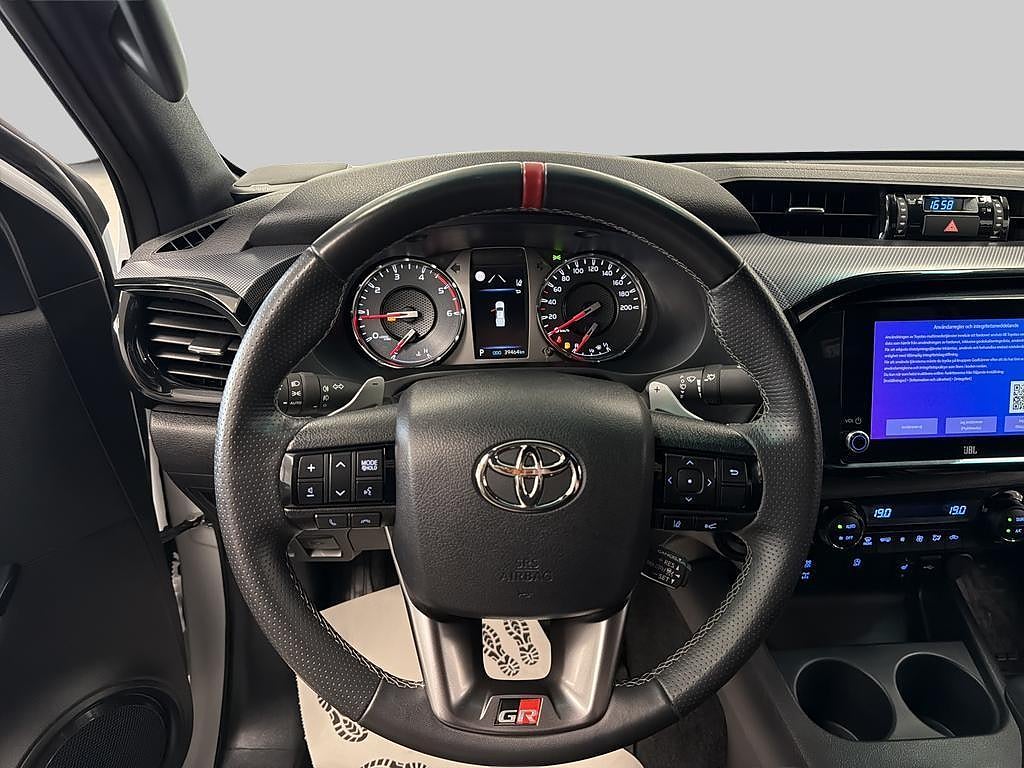 Toyota Hilux 2025 - miniatyr 9