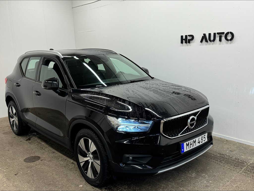 Volvo XC40 D3 150hk Momentum Voc Carplay Vinterhjul