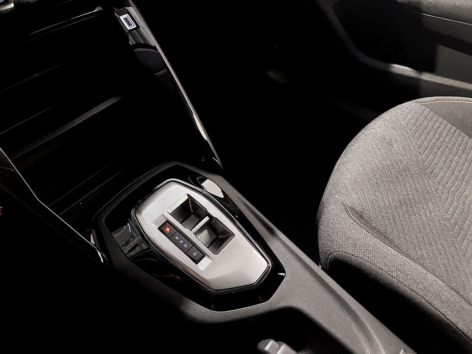 Bild på Peugeot 208 Style Hybrid 100hk Aut CARPLAY BACKSENSORER