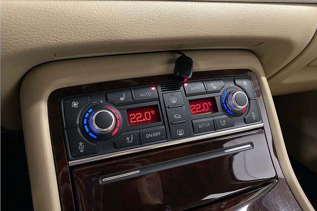 Audi A8 L 6.0 W12 quattro, 450hk, låg mil, Xbox m skärmar bak,