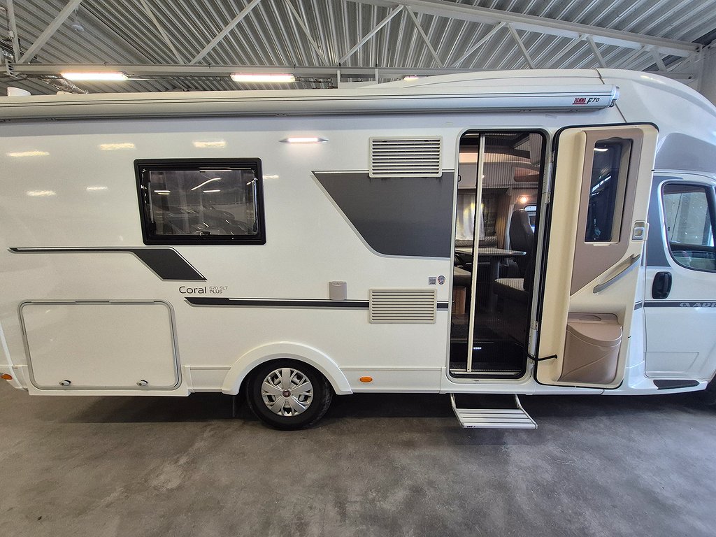 Adria Coral Plus 670 SLT /Cinderella/Solcell/AC bodel/Automat - Adria