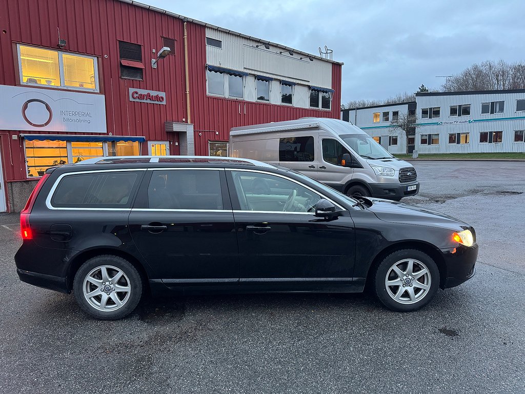 Volvo V70 T4 Powershift Summum 